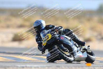 media/Nov-16-2024-CVMA (Sat) [[0e4bb1f32f]]/Race 9-Amateur Supersport Middleweight/